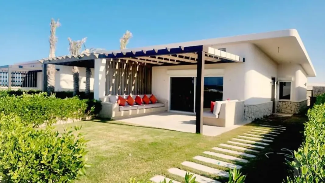 -Bedroom Cabin for Sale in Bay 7 North Coast