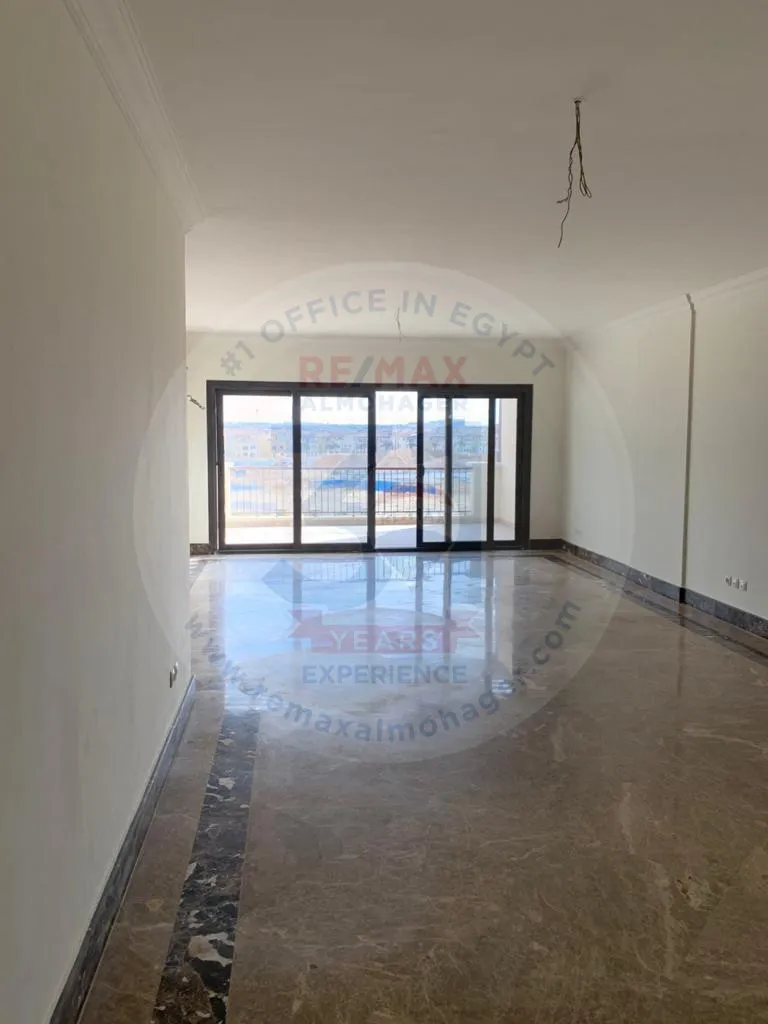 Apartment for rent in Mivida Emaar Crescent