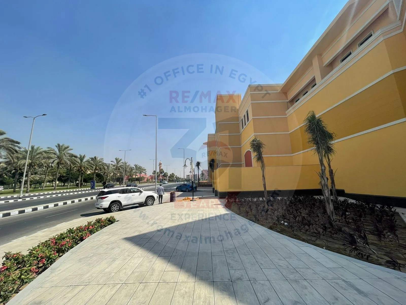 Shops for rent in Al-Rehab