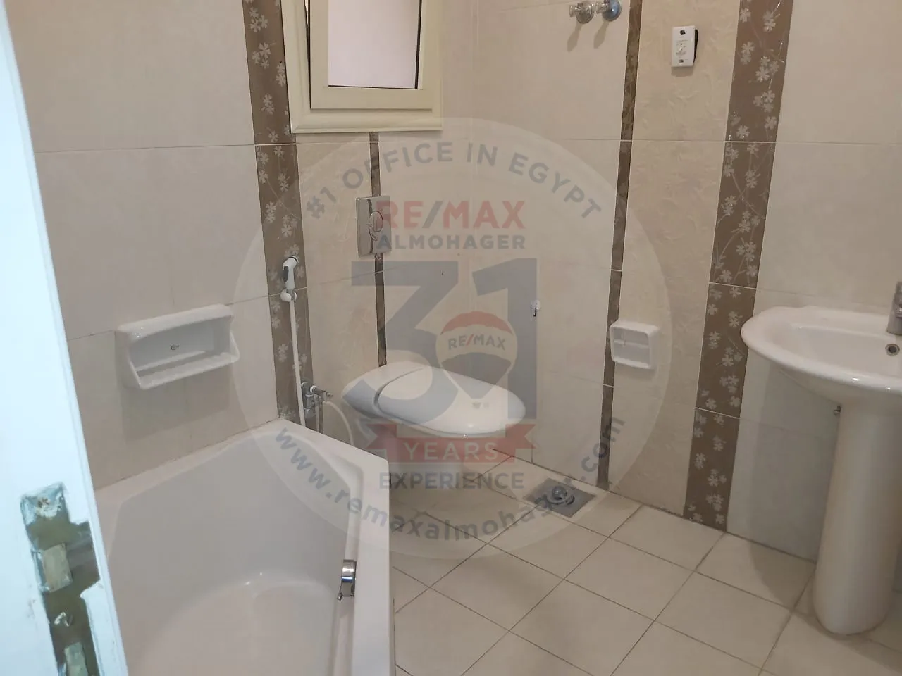 For rent in Narges 6