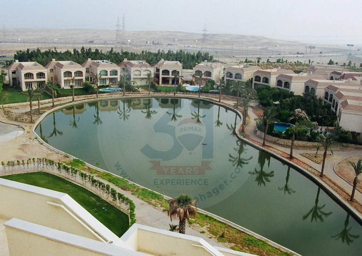 Apartment for sale in Cairo Festival City Compound, 210 m