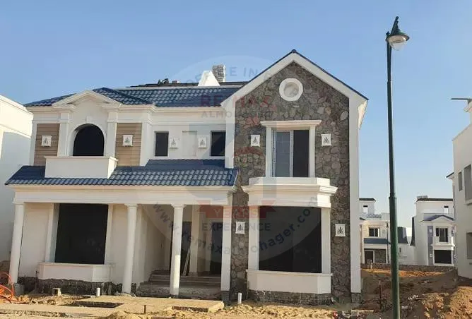 Amazing Twin house in chillout park mountain view for sale