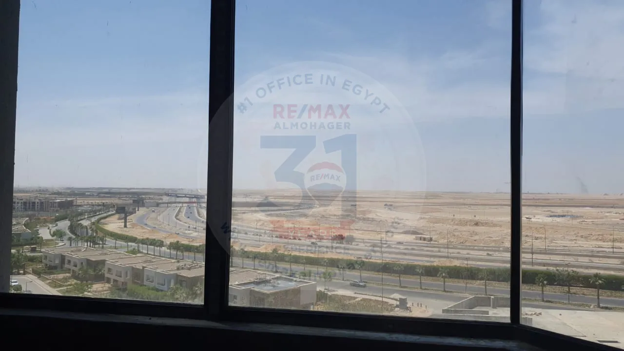 Office for sale in Portal Sheikh Zayed 149m