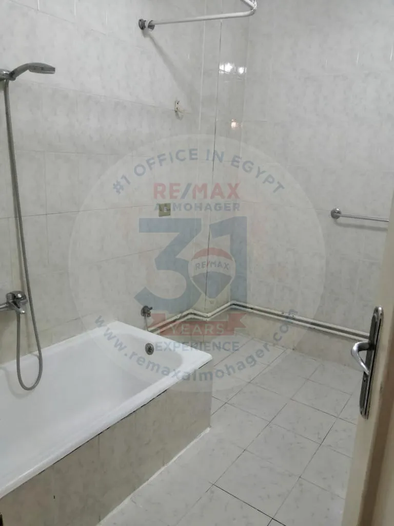 Super Lux fully finished apartment in Maadi for rent 190 m