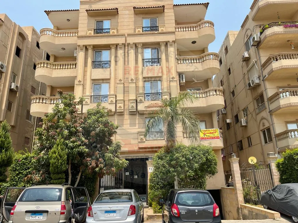 Apartment for sale in front of the Egyptian Language School