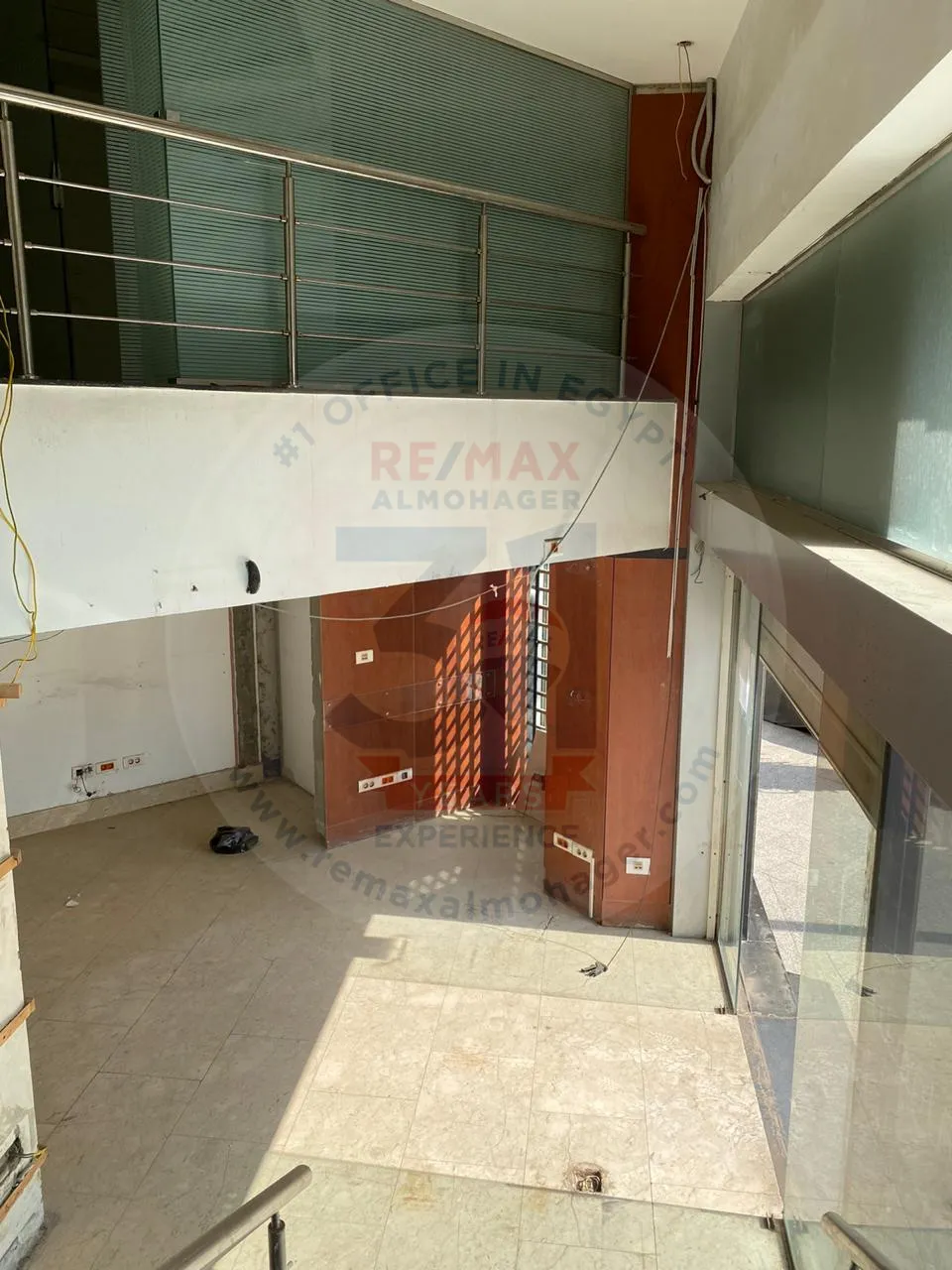 Shop for rent or sale in Mohandiseen area
