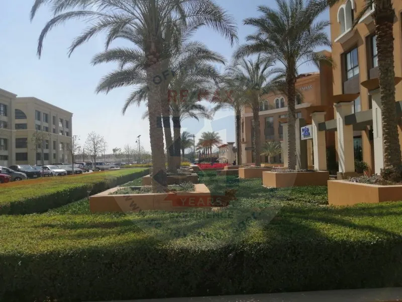 Office for rent first floor in Mivida