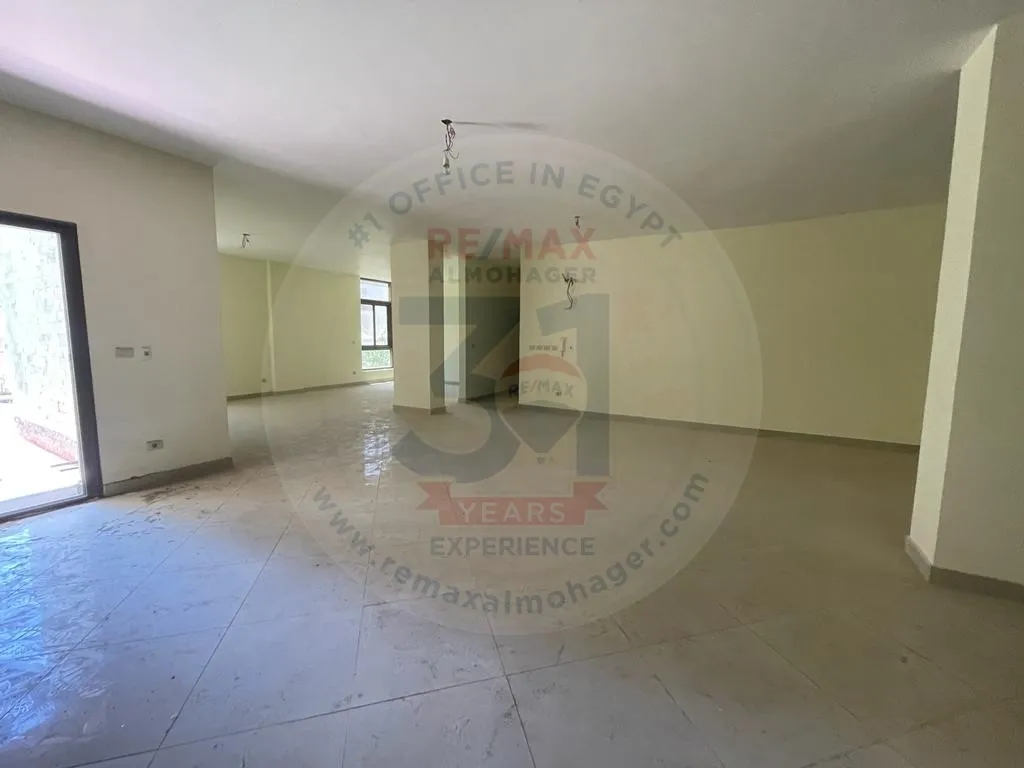 Apartment for rent with garden in 5th settlement