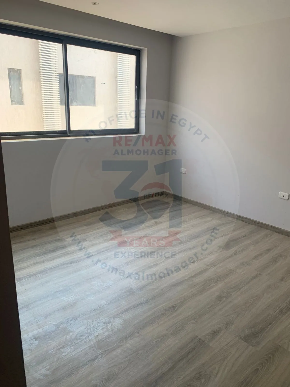 بنتهاوس للايجارفي  ليك فيو ريزيدنس القاهره الجديده