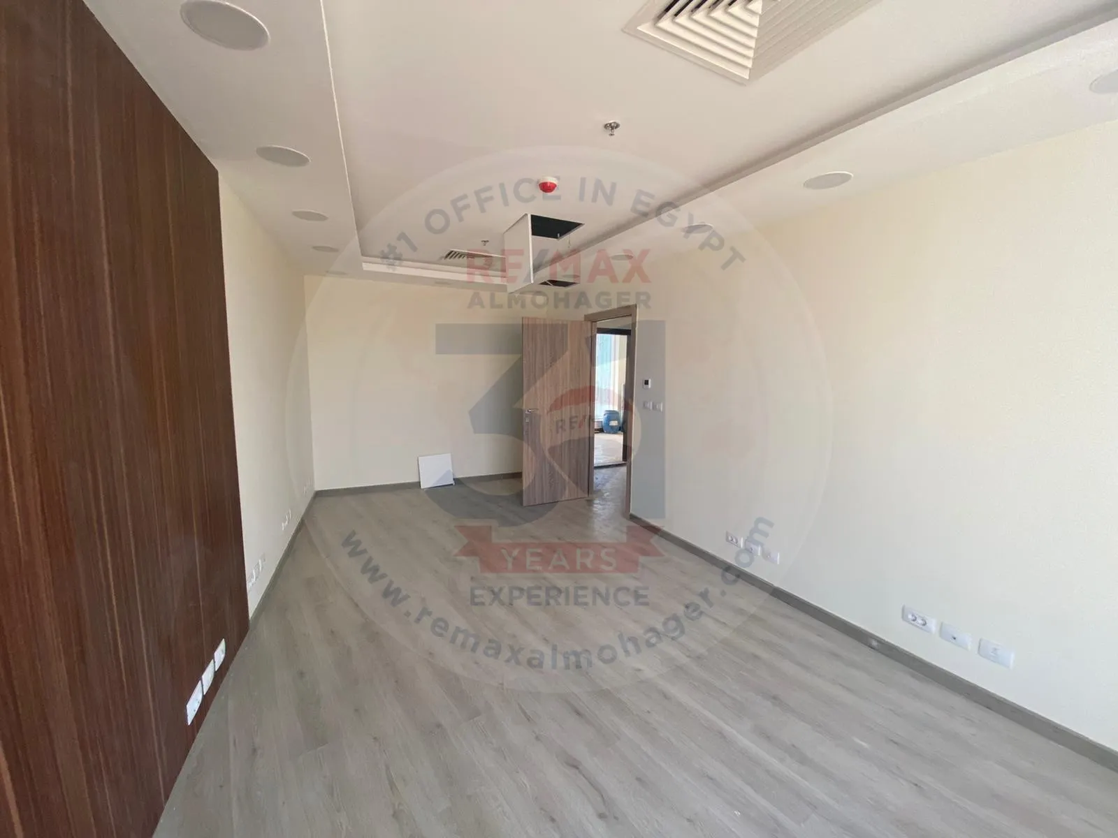 Office 80m for rent in Trivium