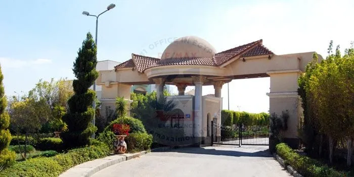 Villa for sale in Ramo Compound