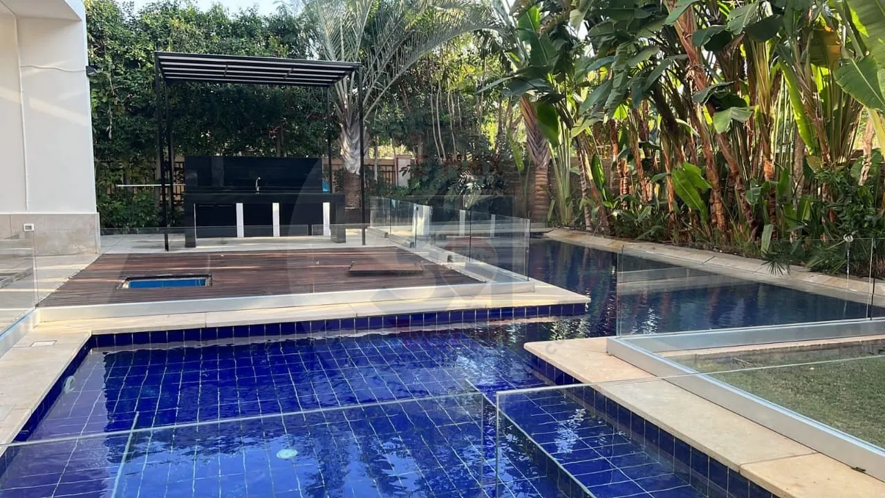Properties for rent super lux with Pool