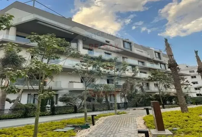 Penthouse for sale in Villette in installments