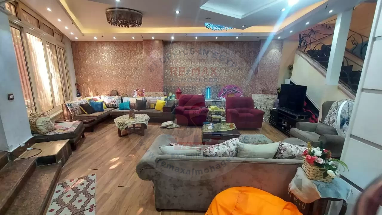 Duplex 400m for sale in New Cairo