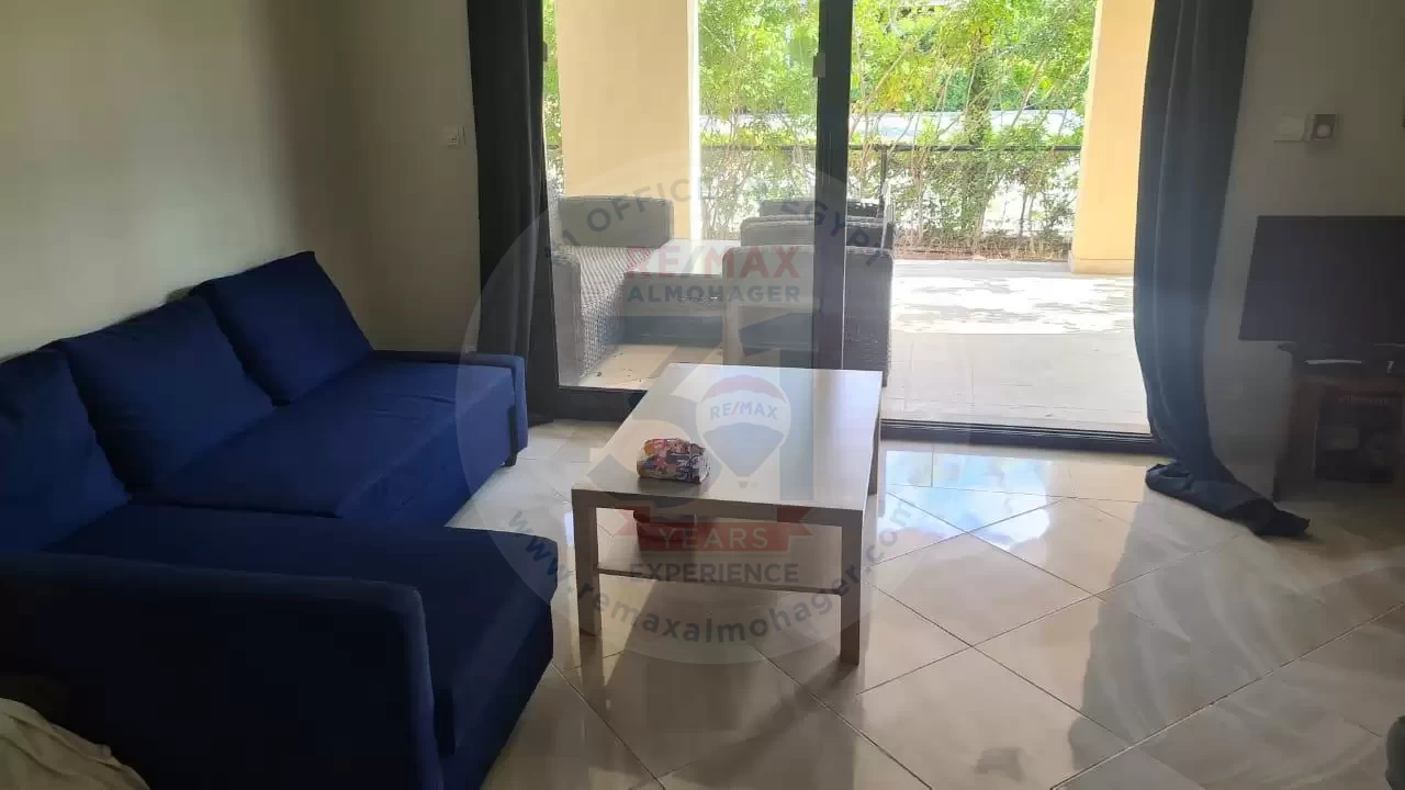 للبيع في مراسي شاليه 130م