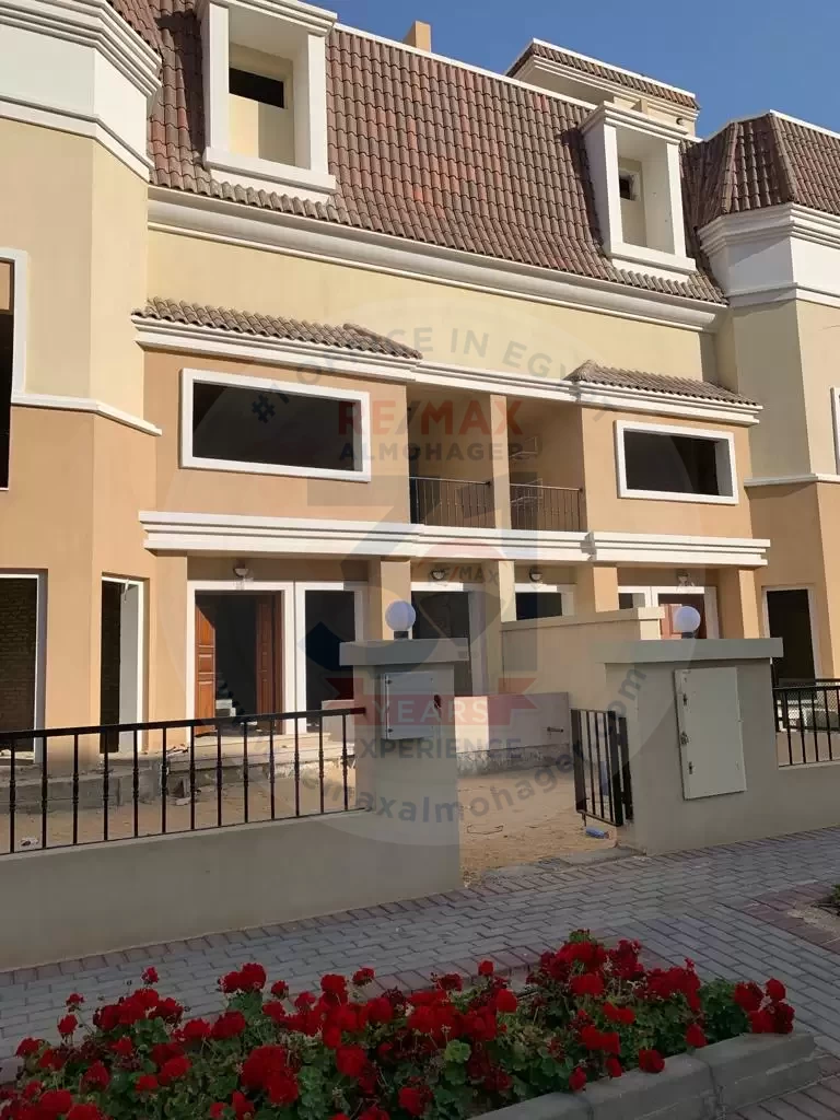 Villa for sale in Sarai New Cairo