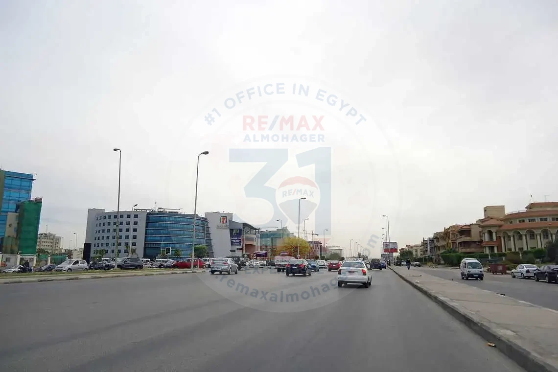 Commercial Lnad for sale in new cairo