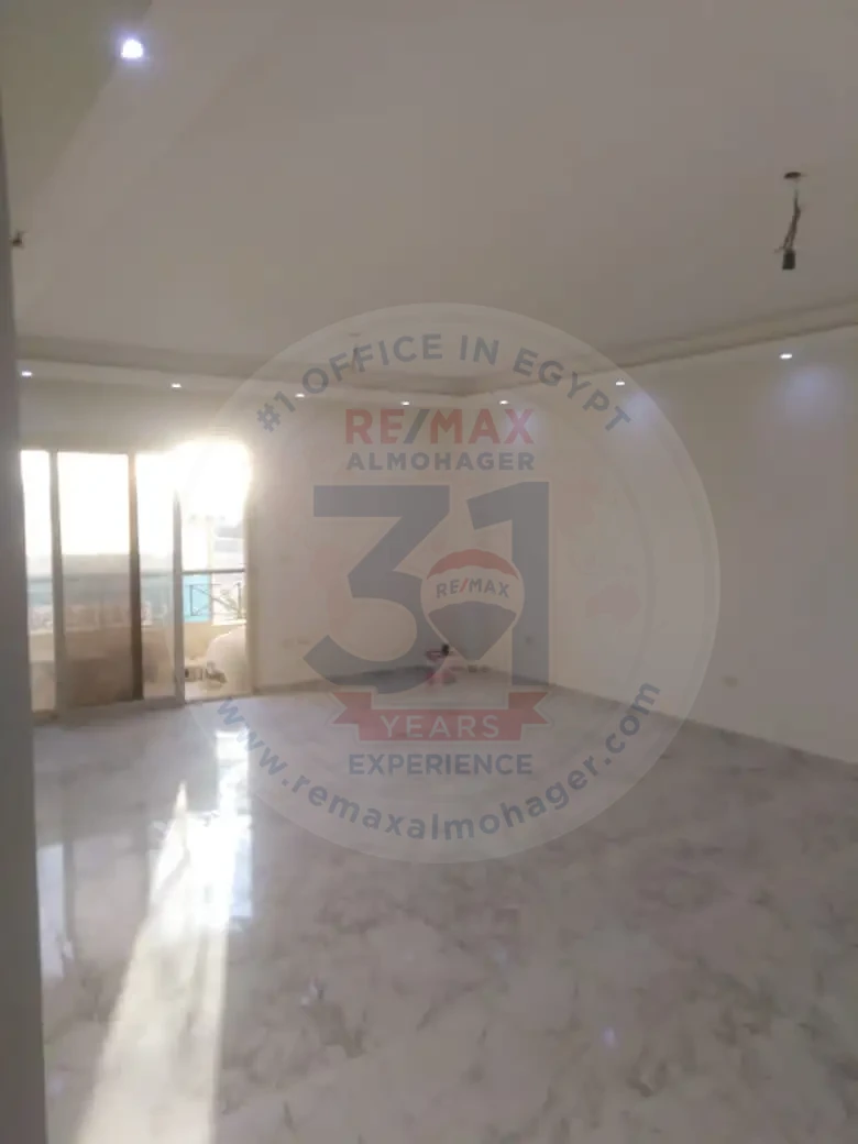 Apartment for rent in Zahraa El Maadi 200m