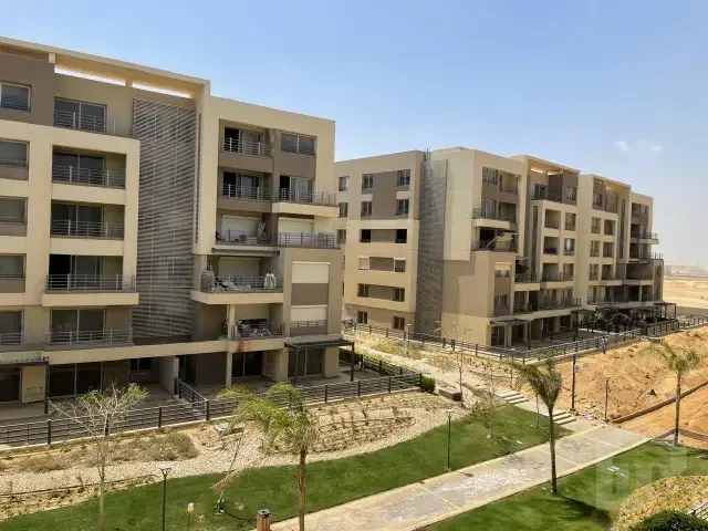 شقة 190 متر للبيع في بالم هيلز كابيتال جاردنز - مدينة المستقبل