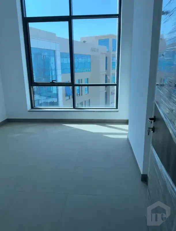 عيادة للإيجار في Centra A