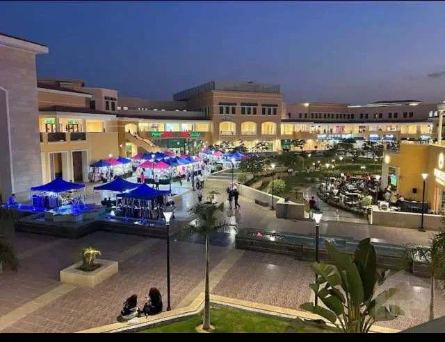 محل للايجار في مول الرحاب