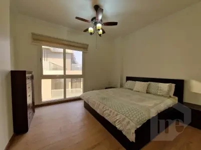 شقة للايجار في سكاي كوندوز