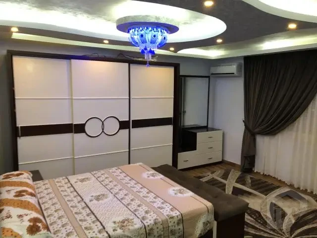 شقة فاخرة مفروشة بالكامل للإيجار في أحدث أبراج شارع حسنين هيكل الرئيسي بمدينة نصر