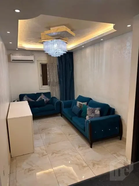 شقة فاخرة مفروشة بالكامل للإيجار في أحدث أبراج شارع حسنين هيكل الرئيسي بمدينة نصر