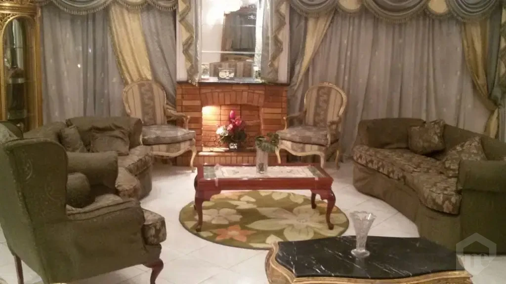A luxurious, fully furnished apartment for rent