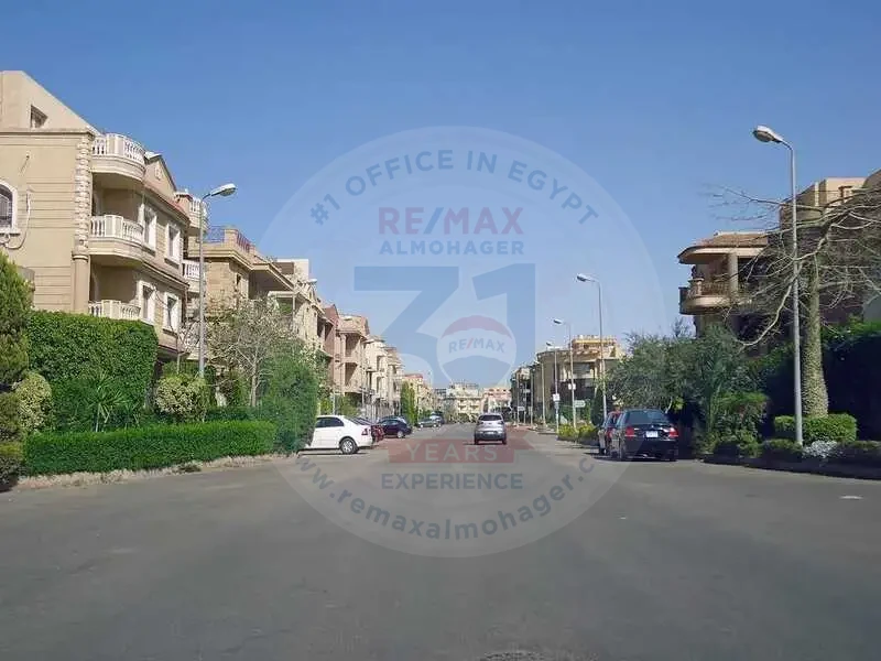 A plot of land for a mall for sale on Sadat Axis