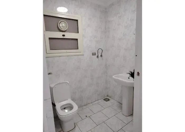 مكتب للأيجار في مصر الجديده