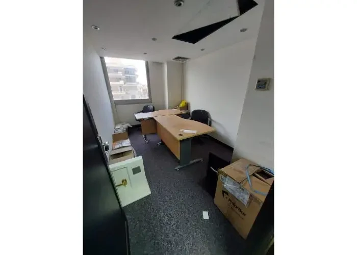 Front view office for rent