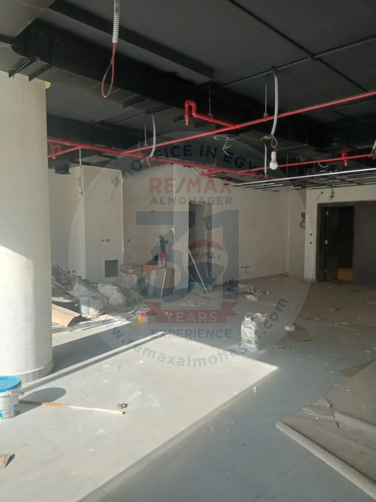 Administrative unit for rent