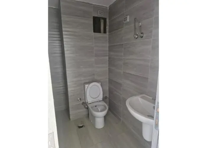 Company Headquarters (HQ)