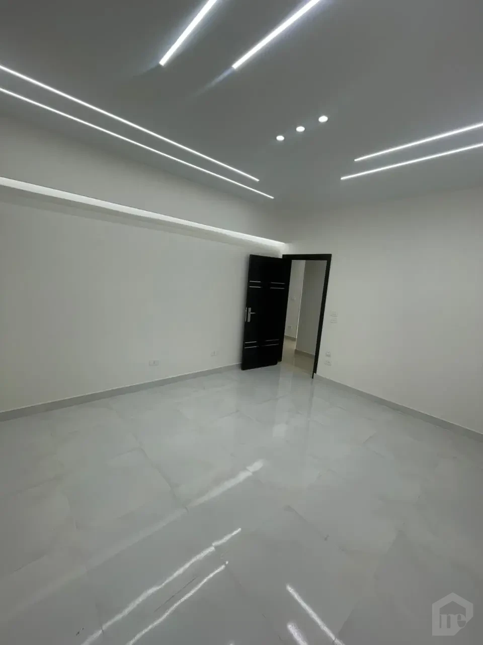 شقه للأيجار في اللوتس