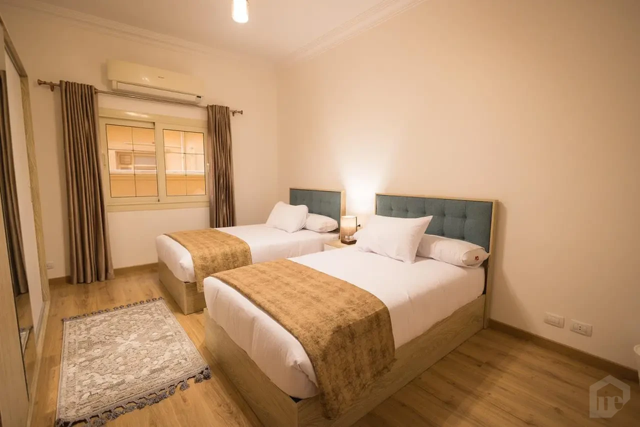 شقة أرضي للإيجار في البنفسج 7 – 330 متر