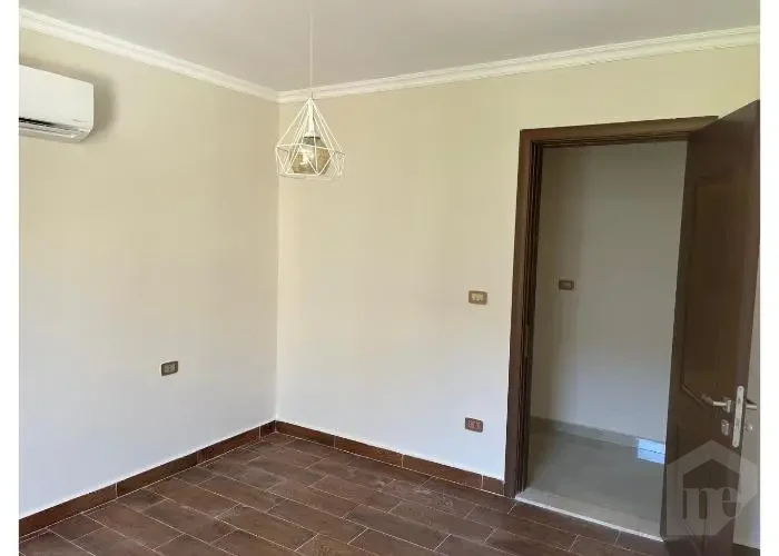 شقه للأيجار في القاهره الجديده