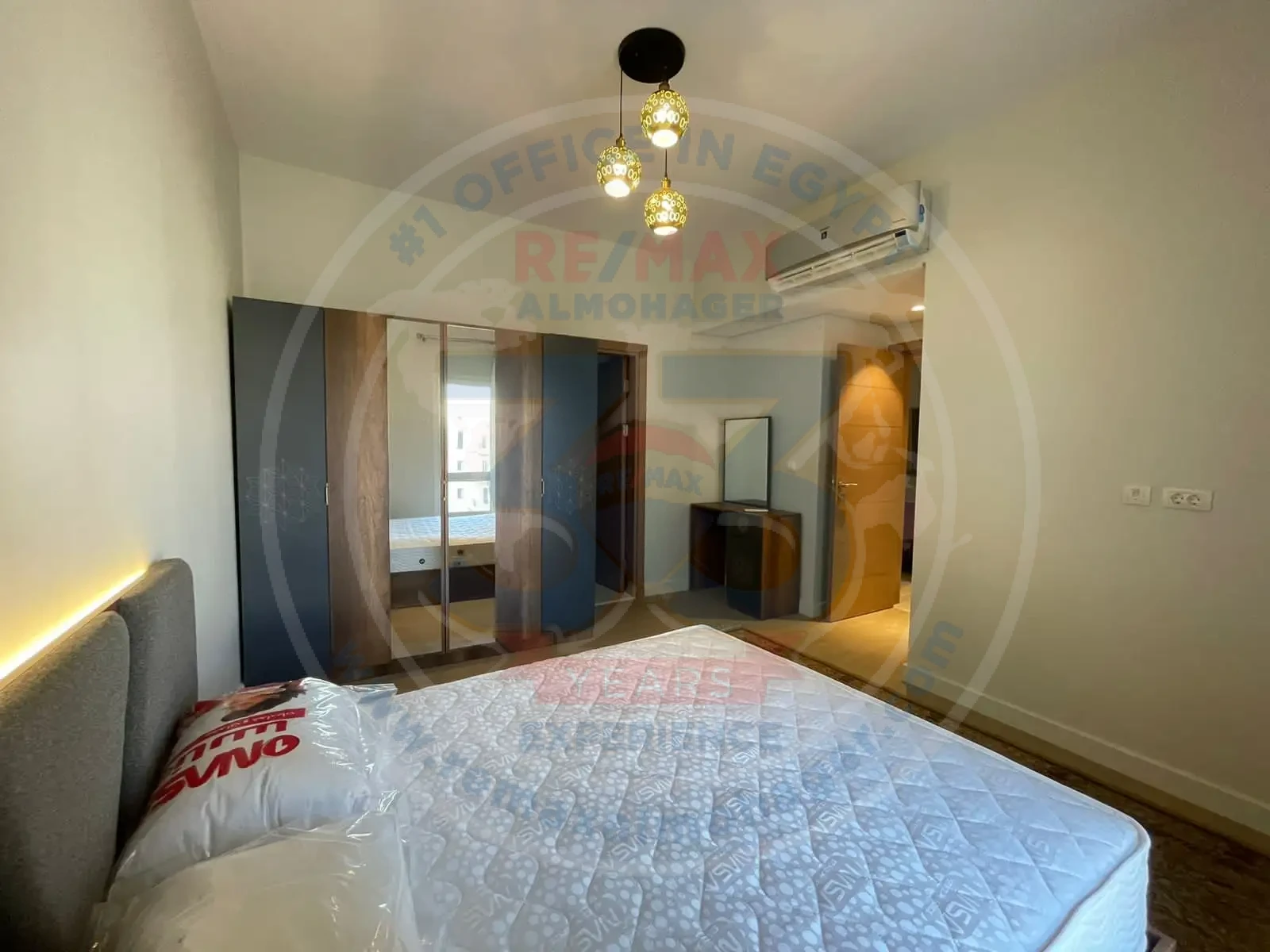 Furnished apartment for rent in Mivida, air conditioning