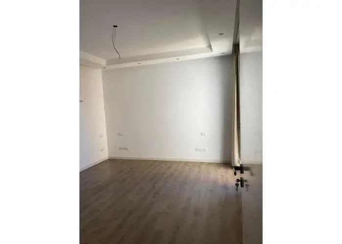 شقه نصف تشطيب للأيجار في ايستاون