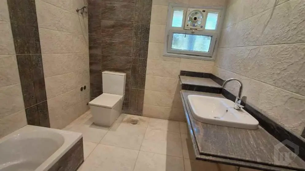 Garden City Apartment for Rent