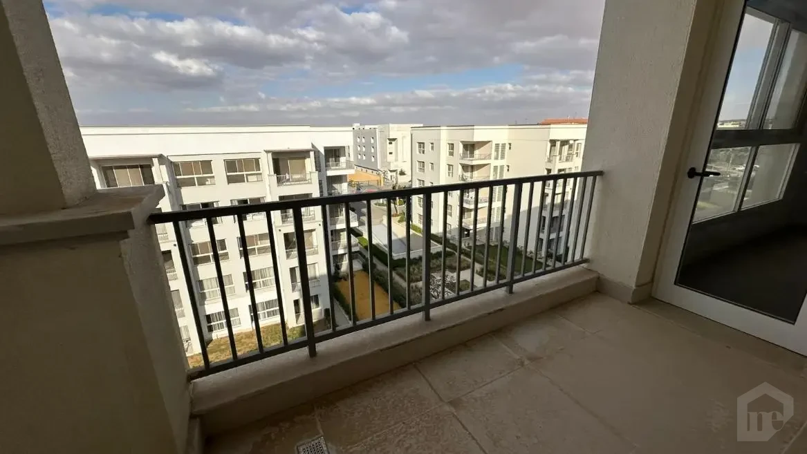 شقة للإيجار ميفيدا،