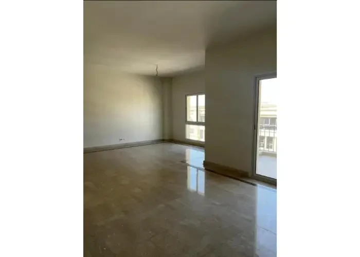 شقه للأيجار في ميفيدا بوليفارد