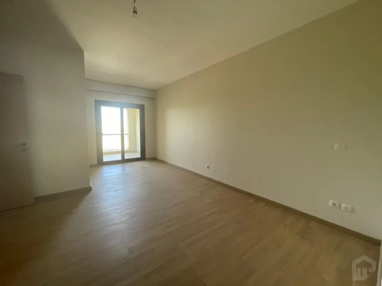 شقة للإيجار في كمبوند ميفيدا