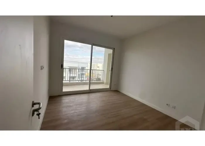 شقه 3 غرف لأيجار في ميفيدا