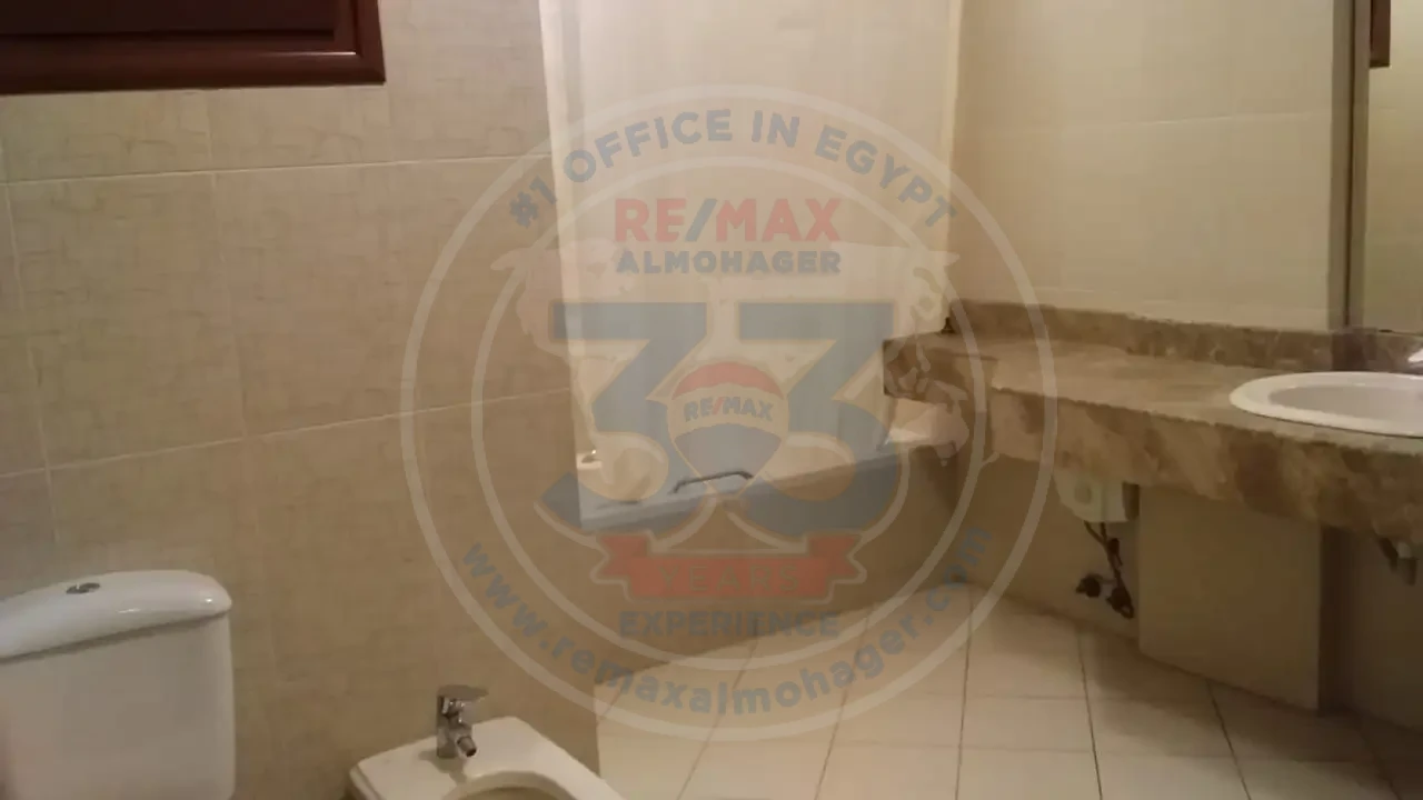 للايجار شقة 150م فى سرايات المعادي 3نوم