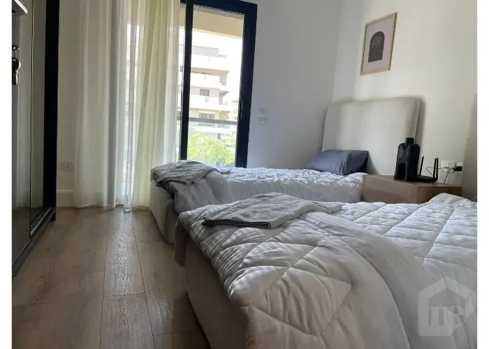 شقه للأيجار في القاهره الجديده