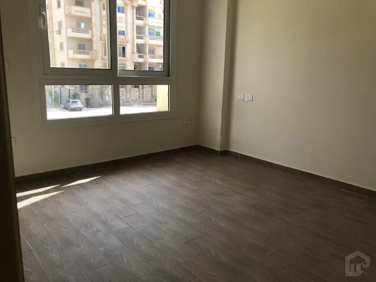 South Lotus apartment for rent