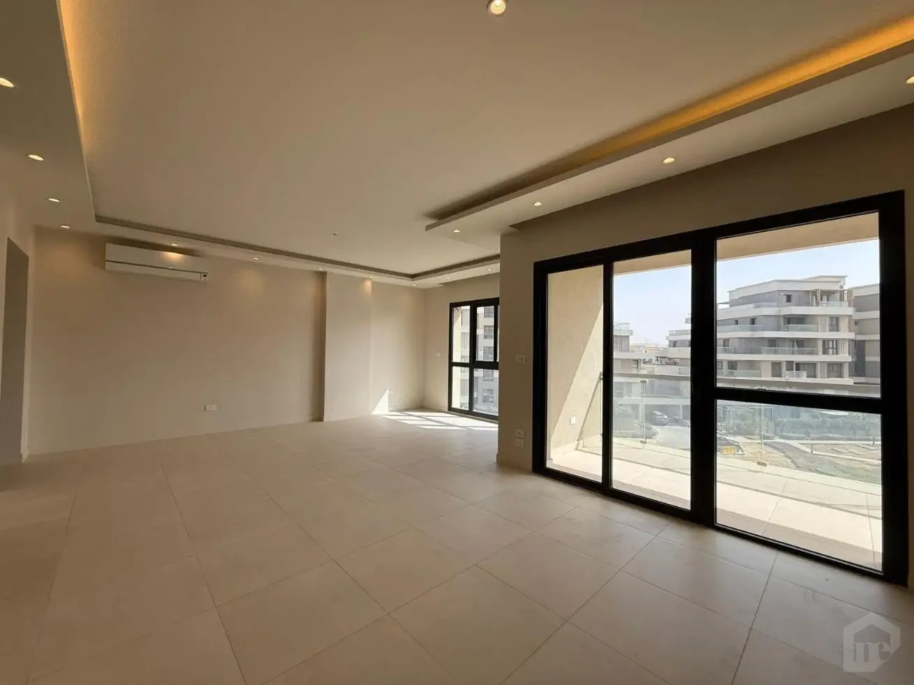 للايجار شقة في كمبوند فيليت سوديك