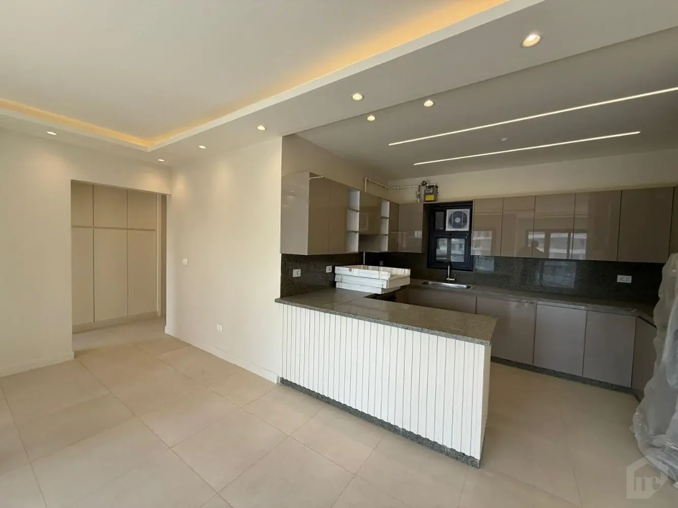 للايجار شقة في  سكاي كوندوز سوديك