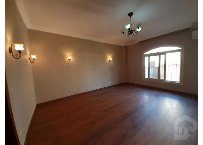 Apartment For Rent In West Golf